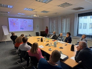 Austausch im Rahmen des ersten Stakeholder Meetings